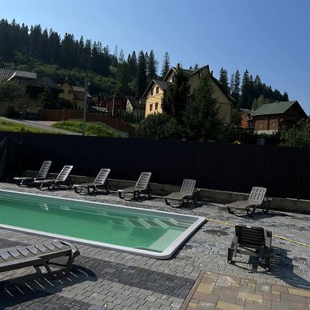 Солодкий Гранат Hotel Slavske Ngoại thất bức ảnh