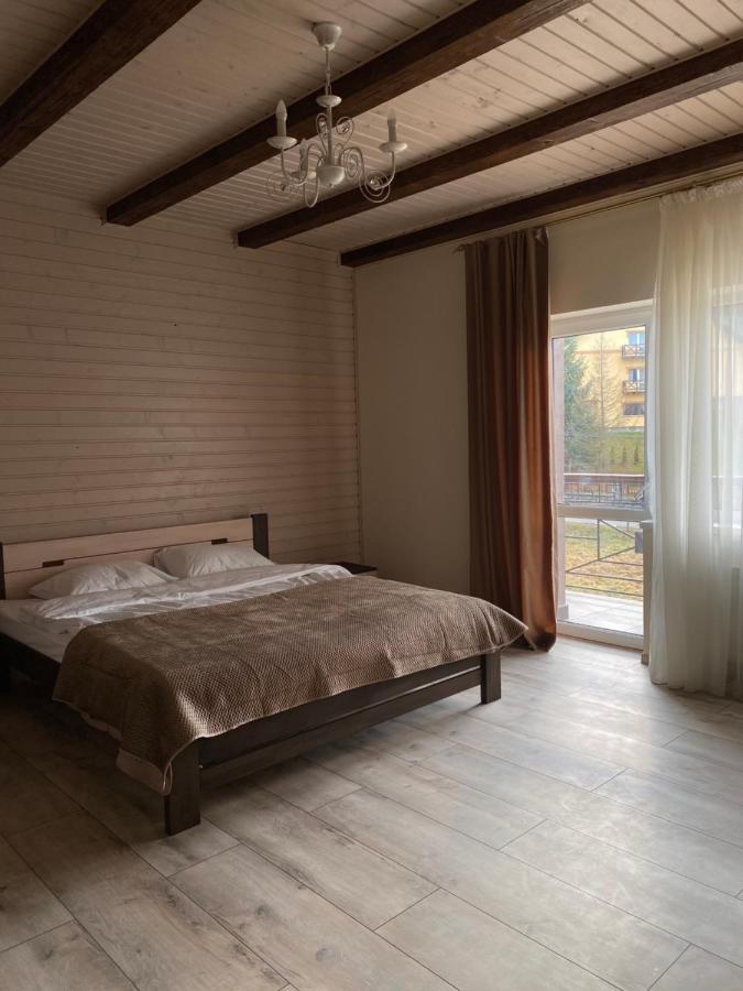 Солодкий Гранат Hotel Slavske Ngoại thất bức ảnh