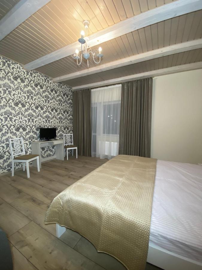 Солодкий Гранат Hotel Slavske Ngoại thất bức ảnh
