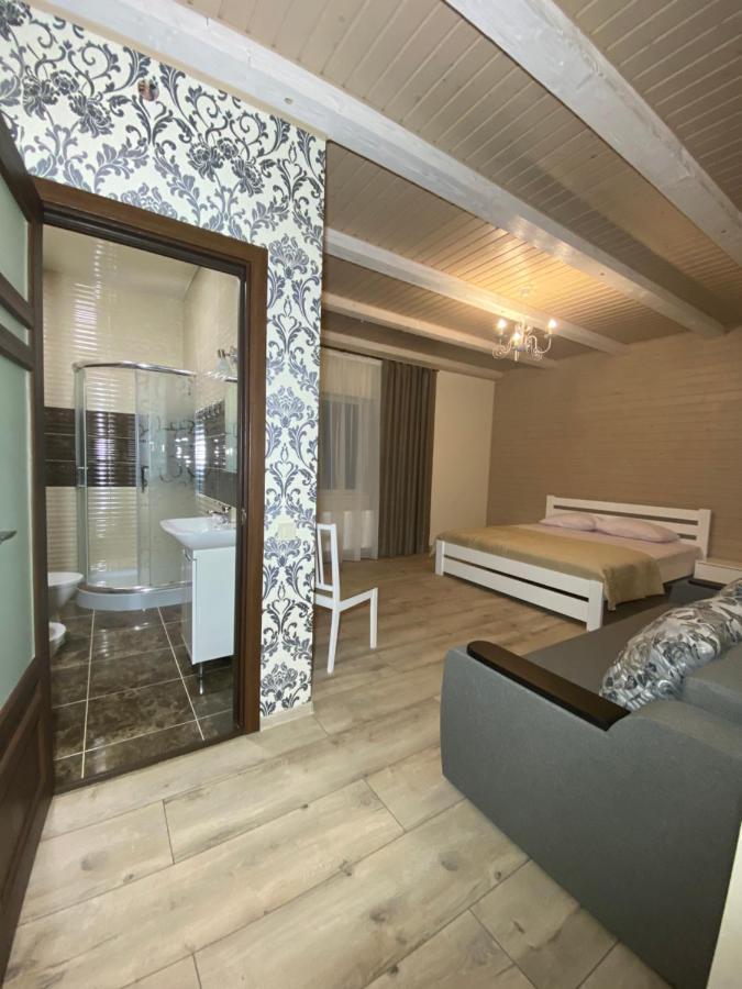 Солодкий Гранат Hotel Slavske Ngoại thất bức ảnh