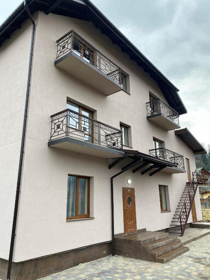 Солодкий Гранат Hotel Slavske Ngoại thất bức ảnh