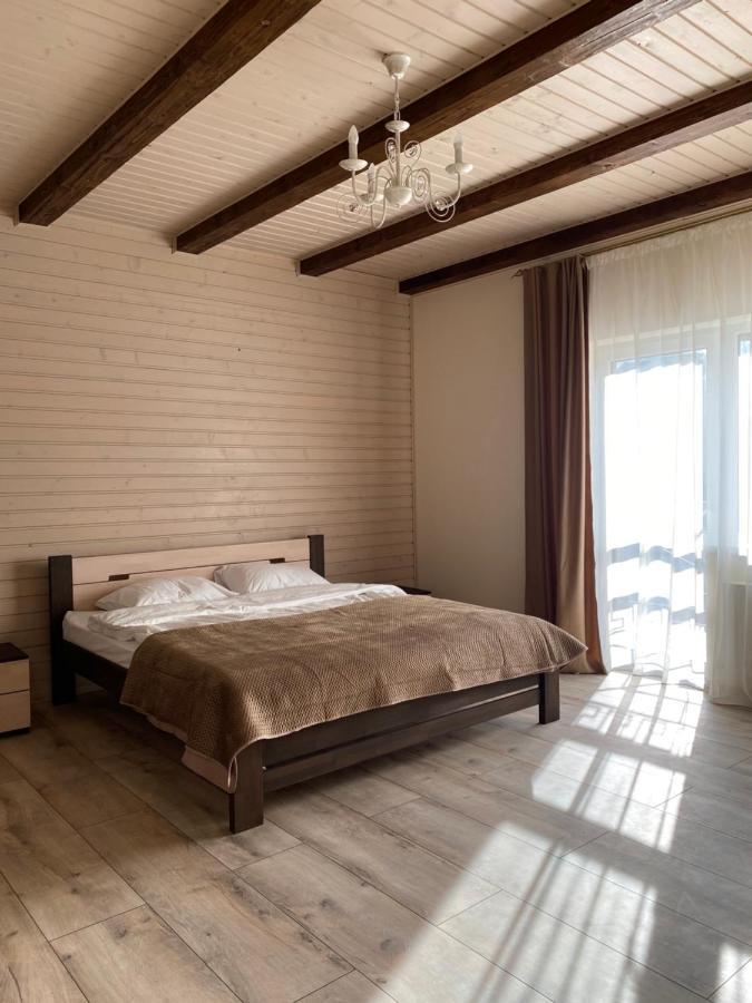 Солодкий Гранат Hotel Slavske Ngoại thất bức ảnh