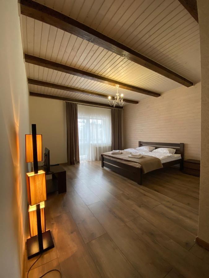 Солодкий Гранат Hotel Slavske Ngoại thất bức ảnh