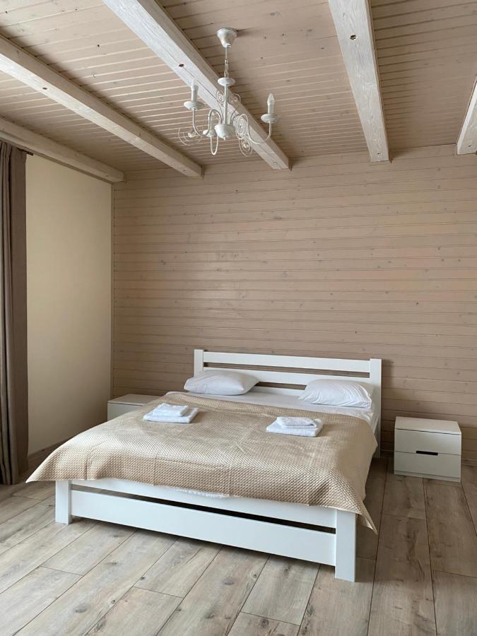 Солодкий Гранат Hotel Slavske Ngoại thất bức ảnh