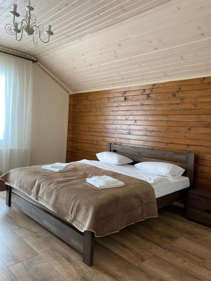 Солодкий Гранат Hotel Slavske Ngoại thất bức ảnh