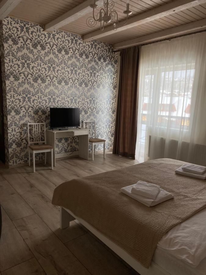Солодкий Гранат Hotel Slavske Ngoại thất bức ảnh