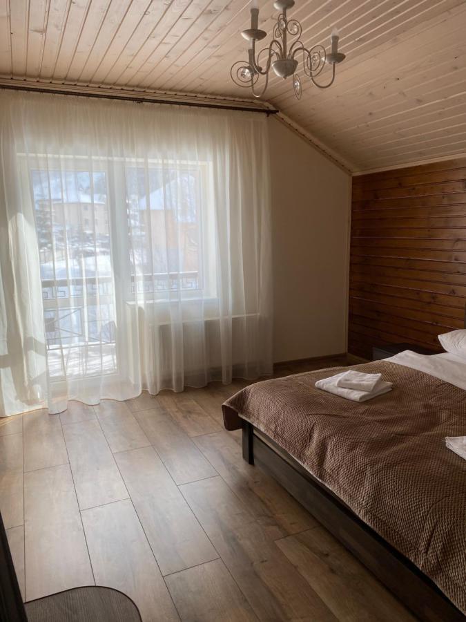 Солодкий Гранат Hotel Slavske Ngoại thất bức ảnh