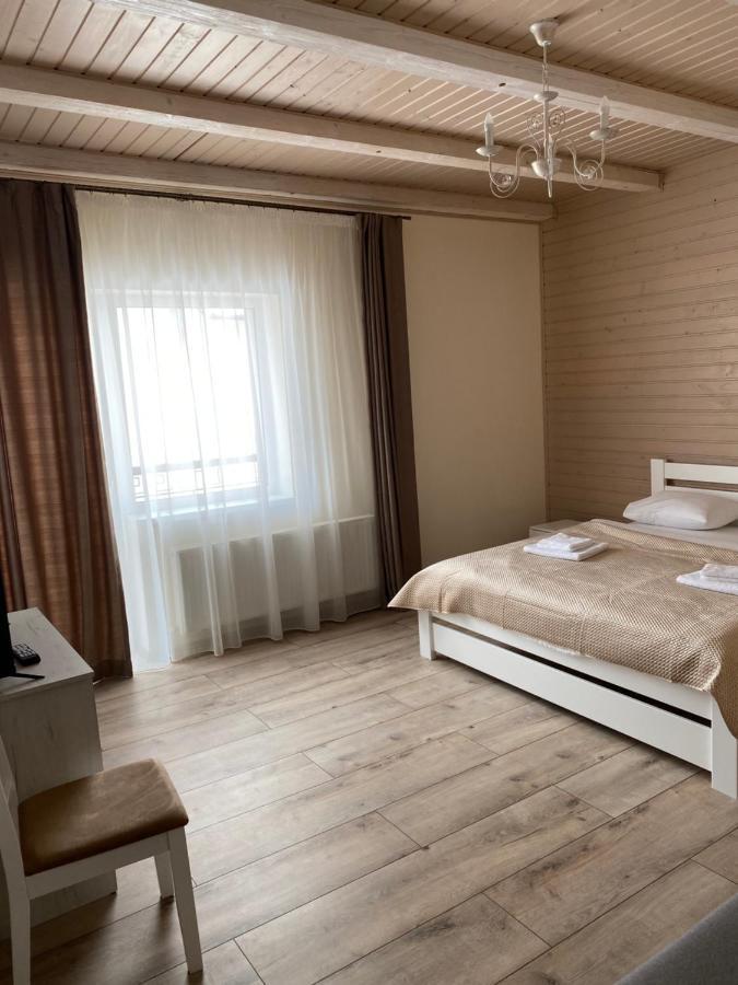 Солодкий Гранат Hotel Slavske Ngoại thất bức ảnh