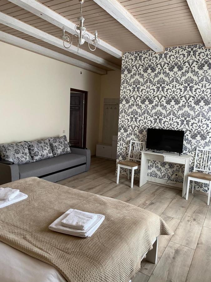 Солодкий Гранат Hotel Slavske Ngoại thất bức ảnh