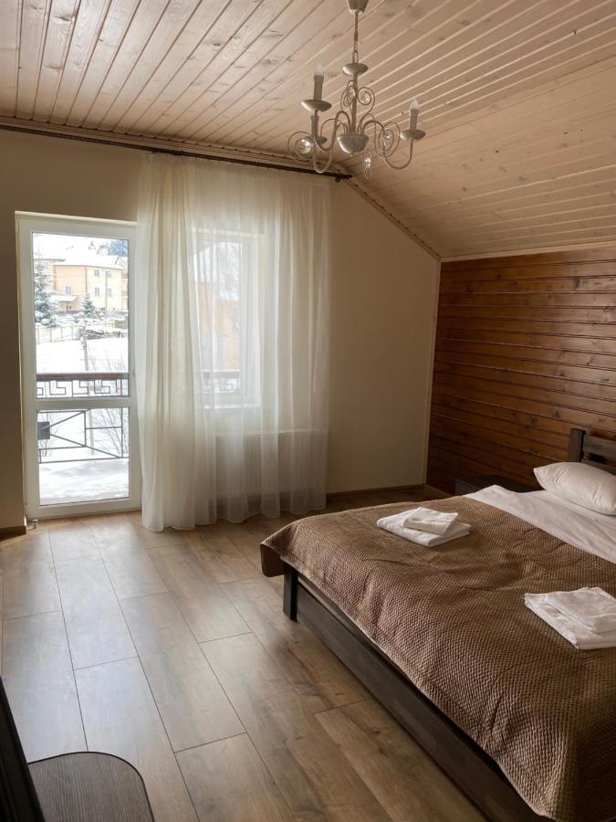 Солодкий Гранат Hotel Slavske Ngoại thất bức ảnh